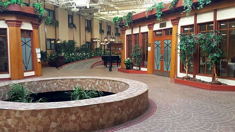 Canad Inns Destination Centre - Fort Garry