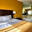 Days Inn & Suites by Wyndham Sam Houston Tollway