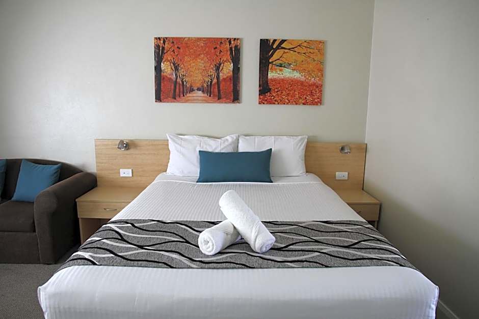 Country Gardens Motel