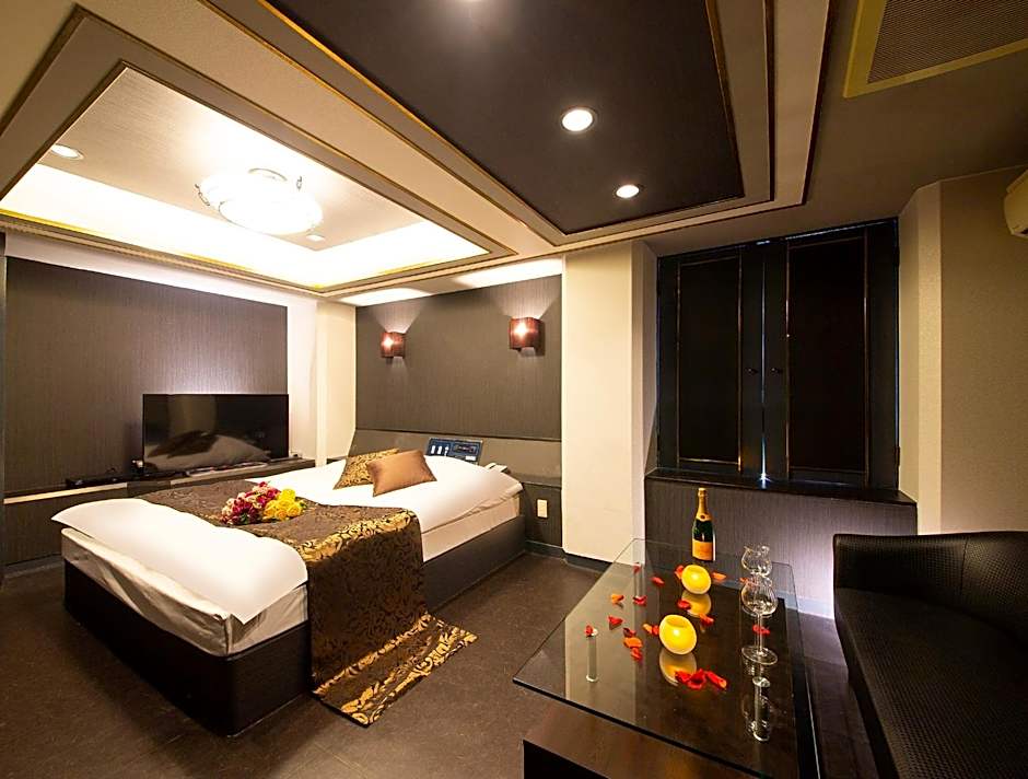Hotel Gee (Adult Only)