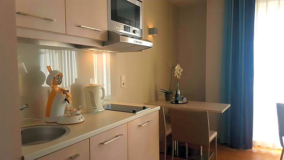 Nymphe Strandhotel & Apartments