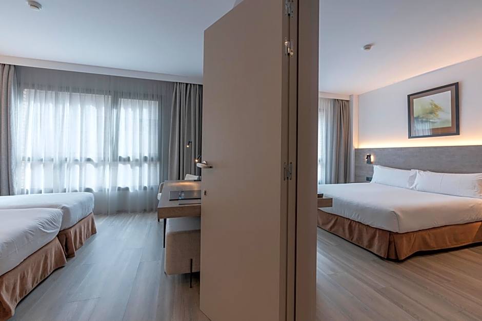 Attica 21 Barcelona Mar