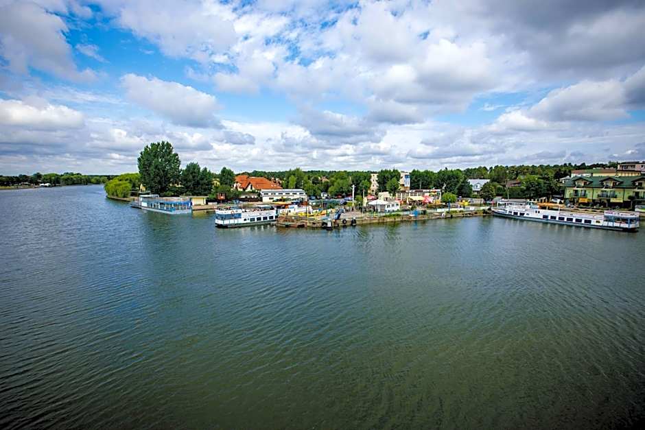 Zajazd u Lecha Pokoje Sucha Rzeczka 3b Kuchnia Regionalna i Lytewska