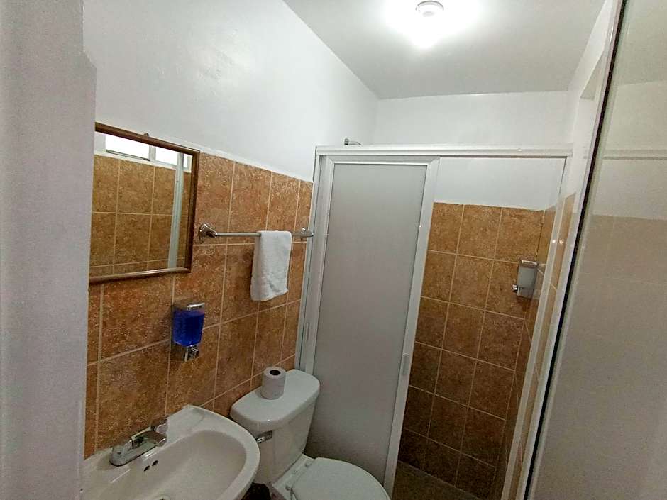 Hospedaje "La Gloria"