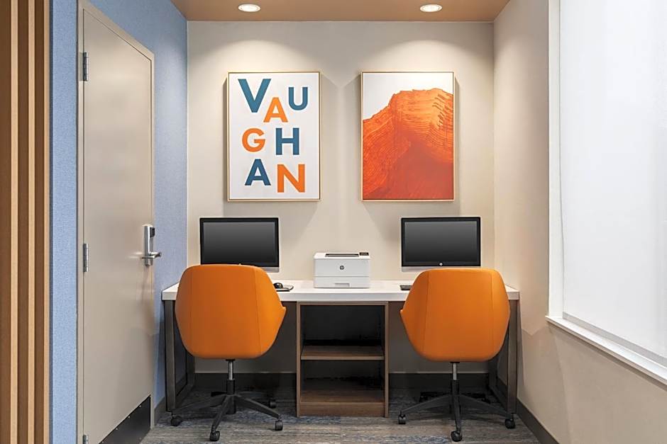 Holiday Inn Express & Suites Vaughan Southwest By IHG