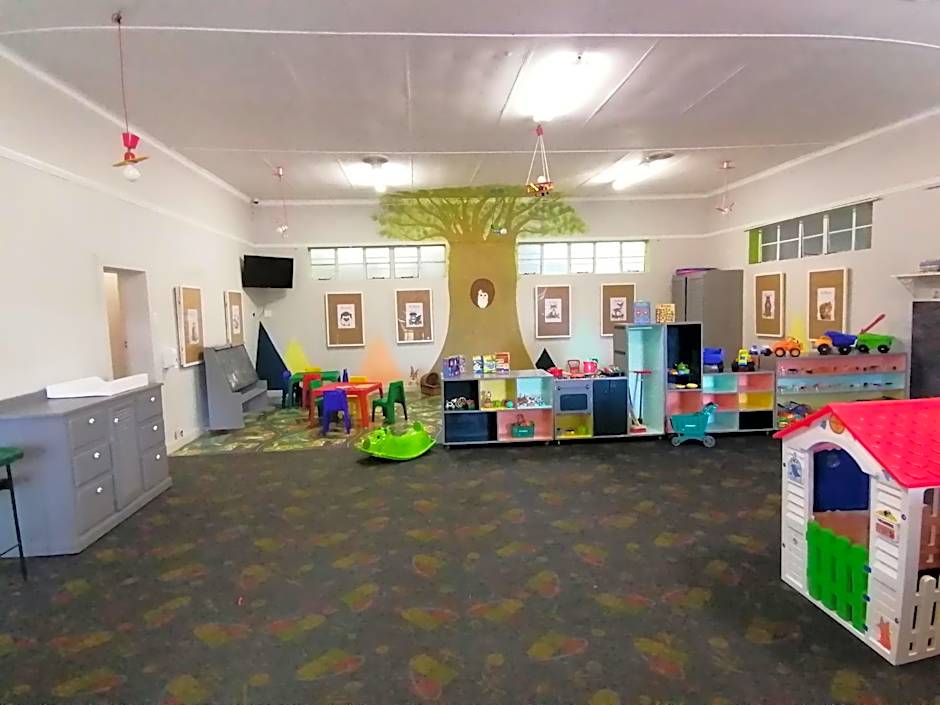 Cathedral Peak Hotel