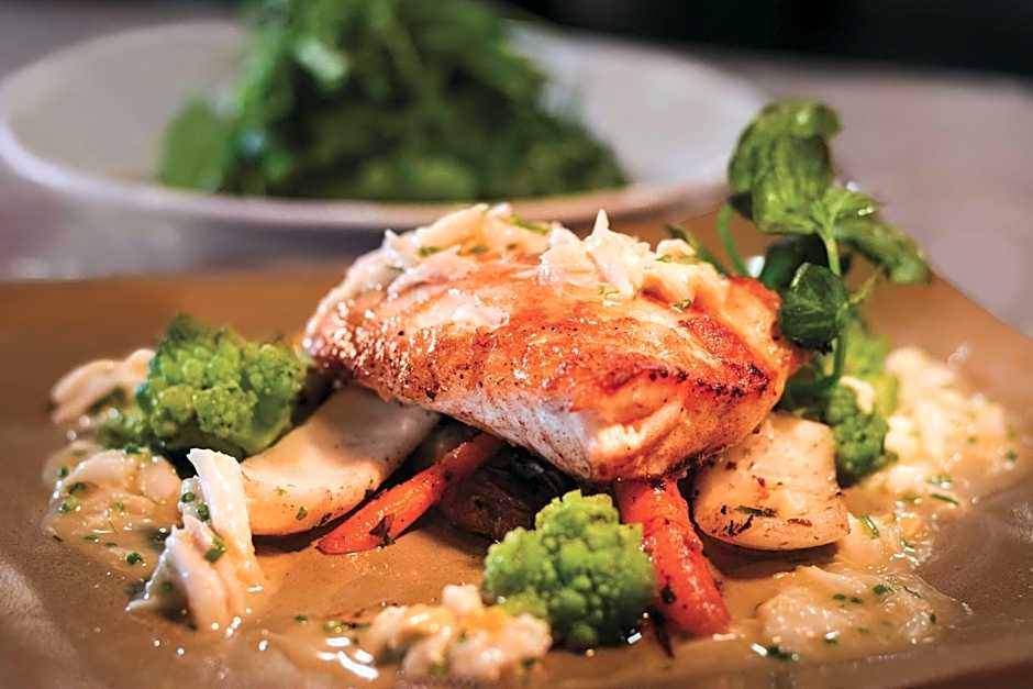 Embassy Suites by Hilton Tuscaloosa Alabama Downtown