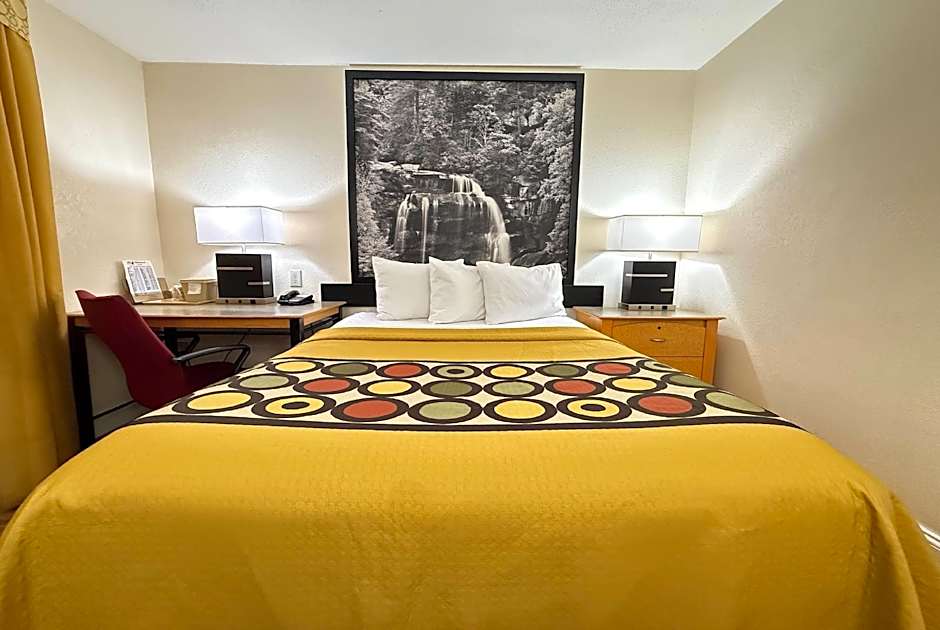 Super 8 by Wyndham Anderson/Clemson Area