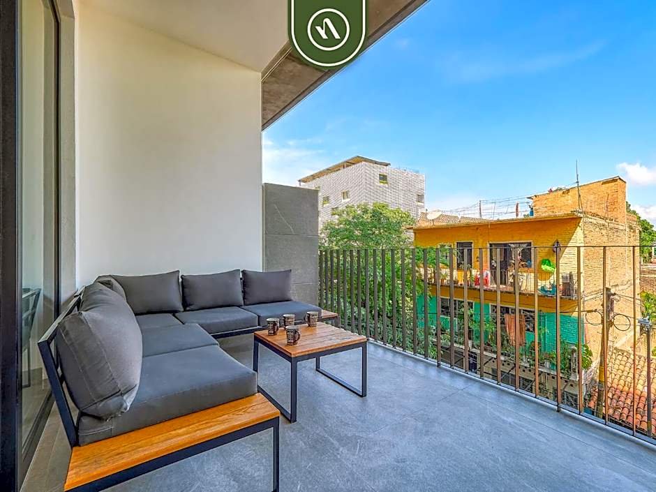 Amazing 1 BR Condo with Terrace - Rooftop Pool