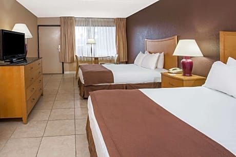 Pet Friendly 2 Double Bed Smoking