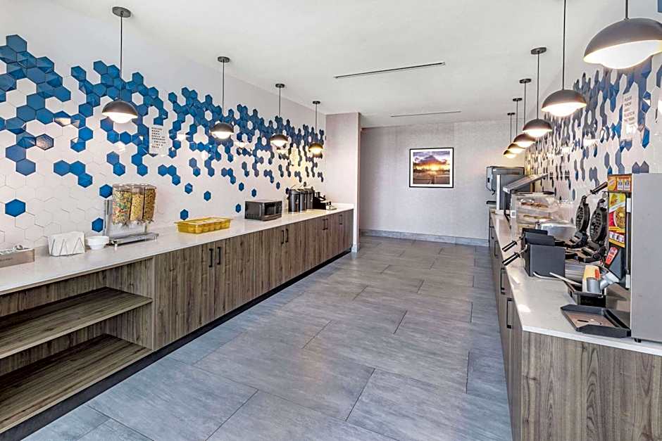 La Quinta Inn & Suites by Wyndham Texas City I 45