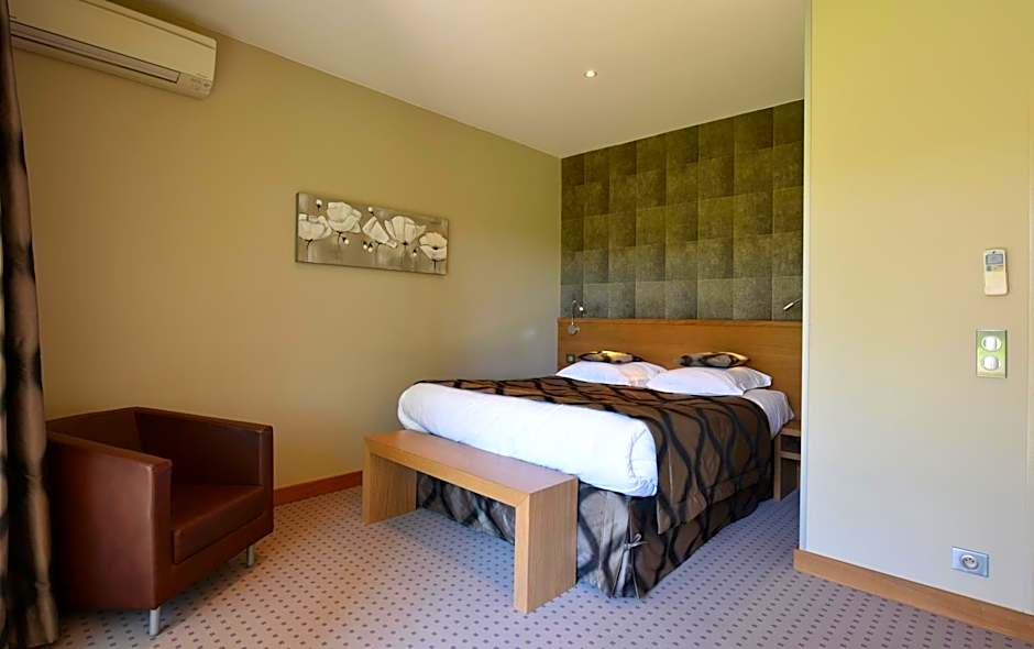 Hôtel Carcarille Restaurant Le C