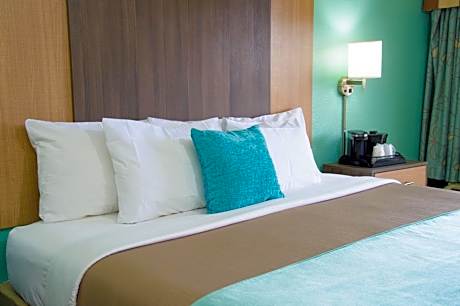King Suite with Hot Tub
