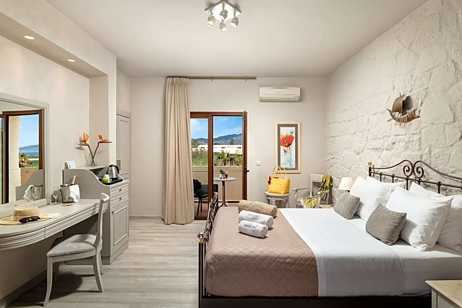 Mistral Hotel - For Solo Travelers