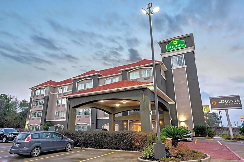 La Quinta Inn & Suites by Wyndham Houston - Magnolia