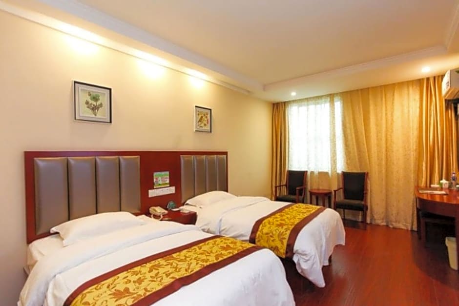 GreenTree Inn JiangSu Wuxi Jiangyin City QinGYAng Town Fuqian Road Express Hotel