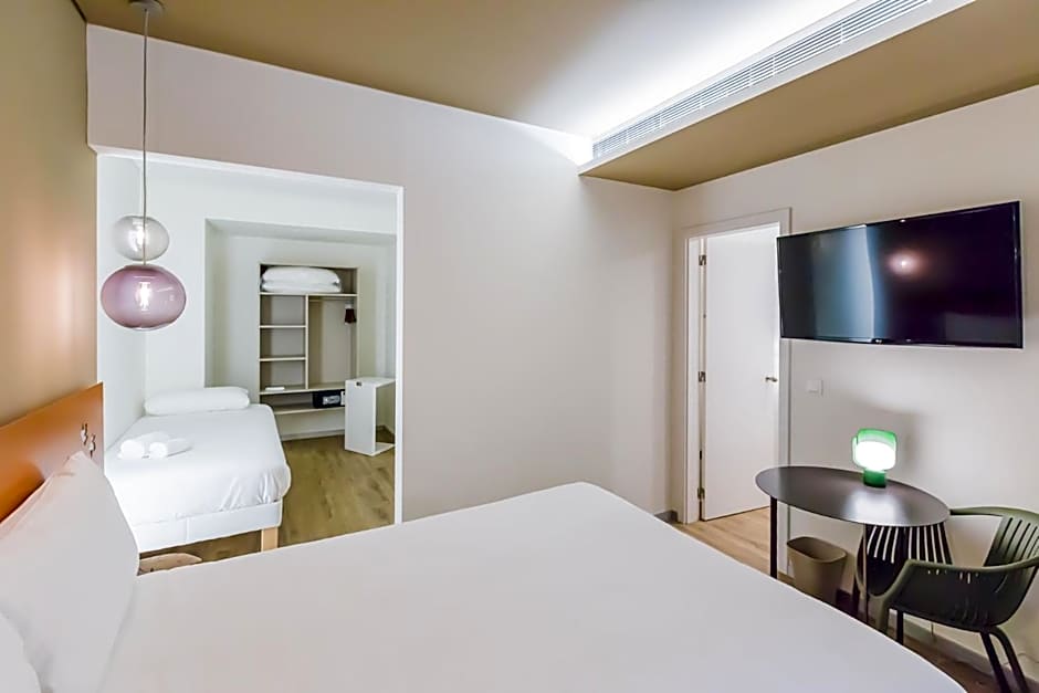 Ibis Styles Lisboa Centro Marquês de Pombal