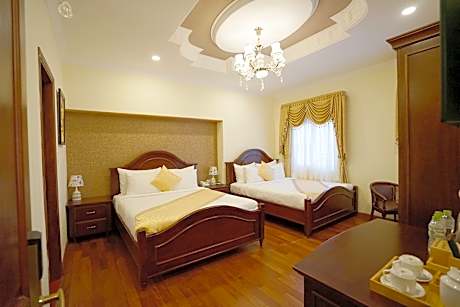 Deluxe Family Room with Jacuzzi