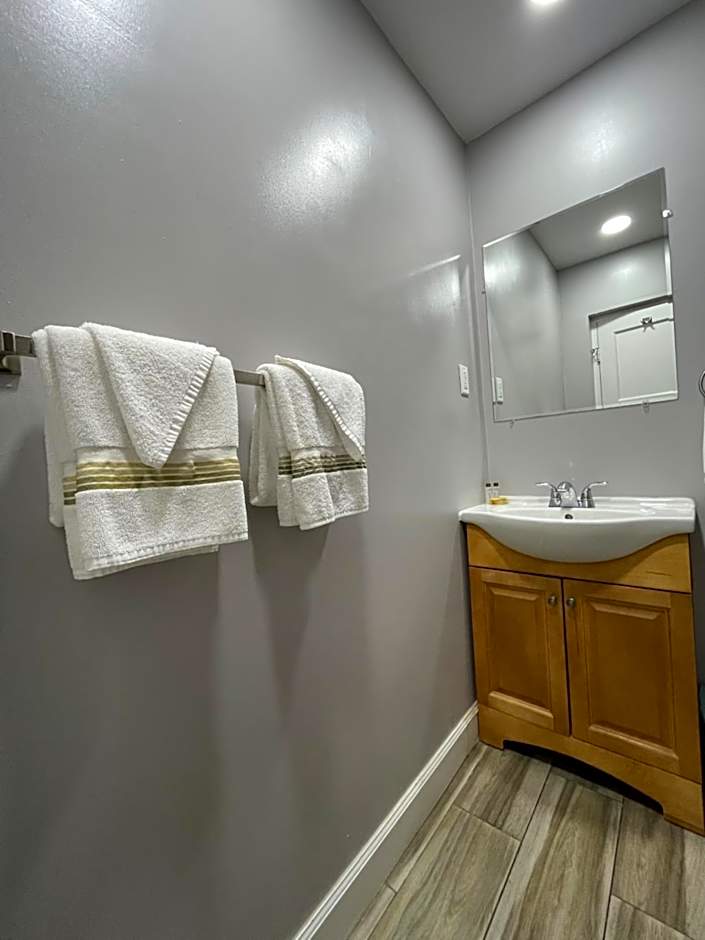 Howard Johnson by Wyndham Ridgecrest, CA