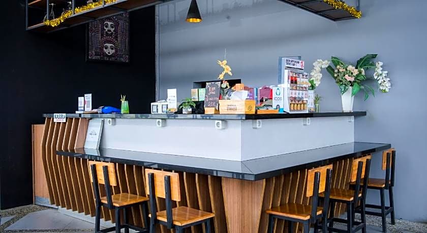 Front One Harvest Hotel Wonosobo