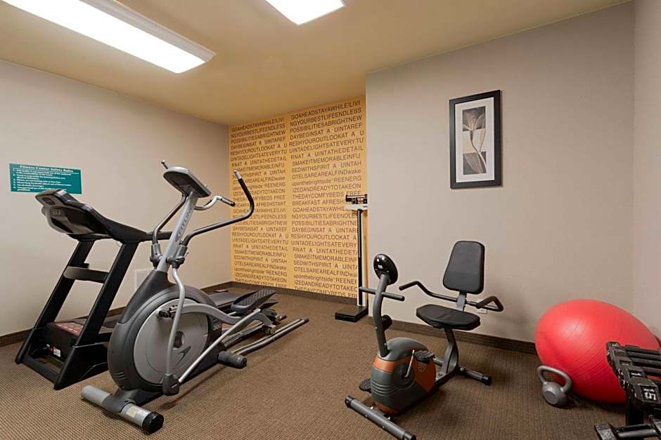 Baymont by Wyndham Henderson-Northeast Denver