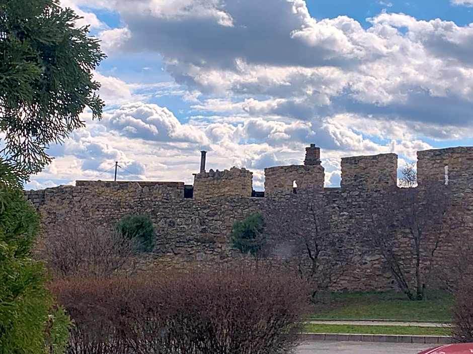Várfal Wellness Panzió