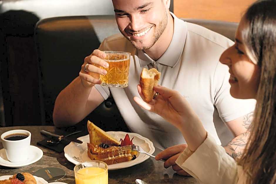 Courtyard by Marriott Montreal Airport