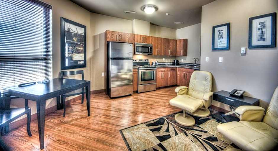 Grand Inn & Residence- Grande Prairie