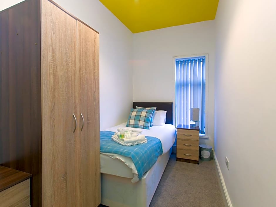 TownHouse @ West Avenue Crewe