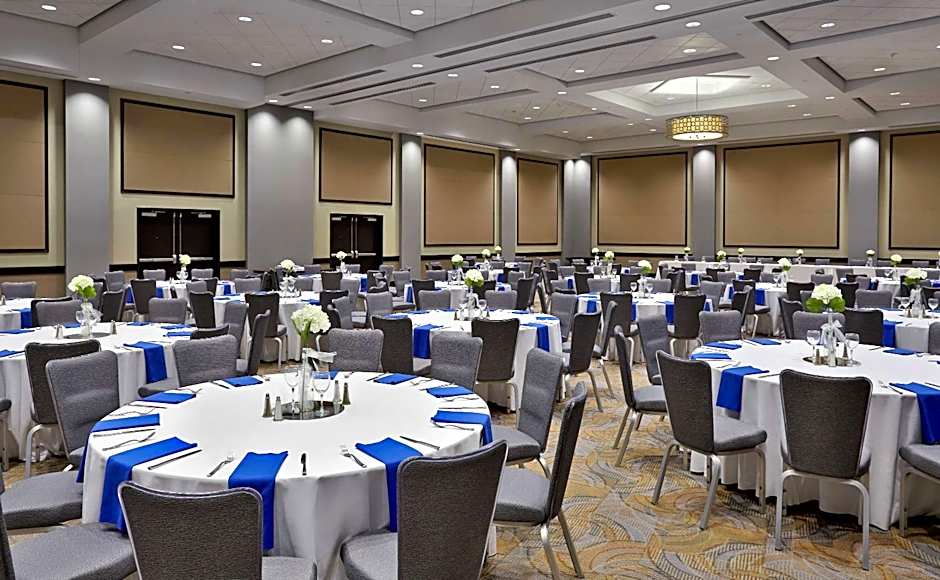 DoubleTree By Hilton Lawrenceburg