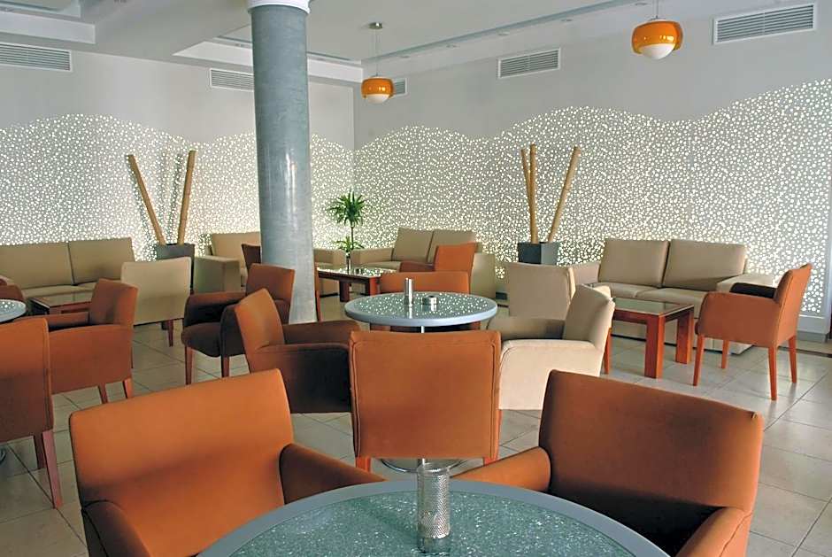 Pyramos Hotel