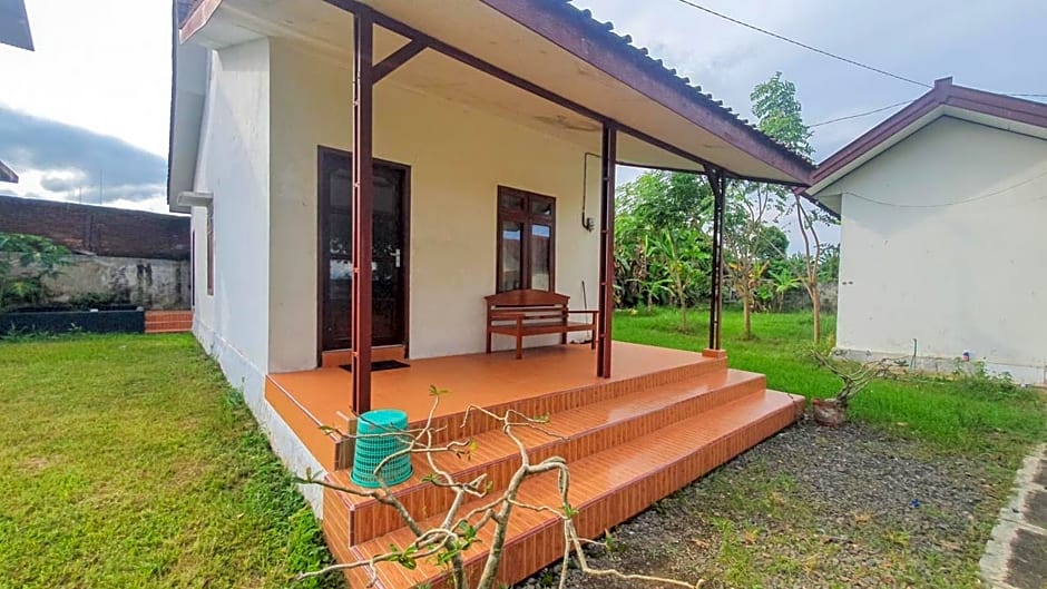 Villa Pakis Residence Banyuwangi