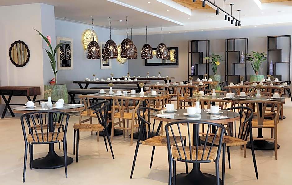 Design Plus Seya Beach Hotel