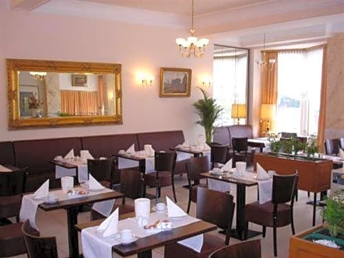 Rhein-Hotel