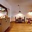 Historic Hotel Bircher B&B Apartments near Sterzing
