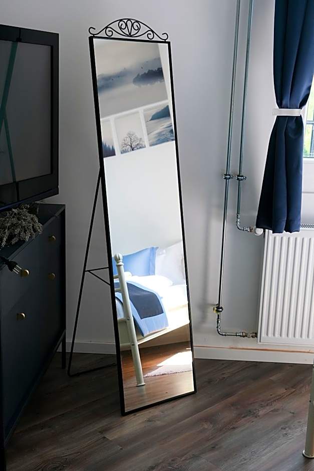 A part alatt Apartman