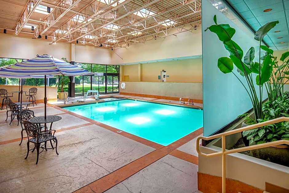 DoubleTree Suites by Hilton Hotel Seattle Airport - Southcenter