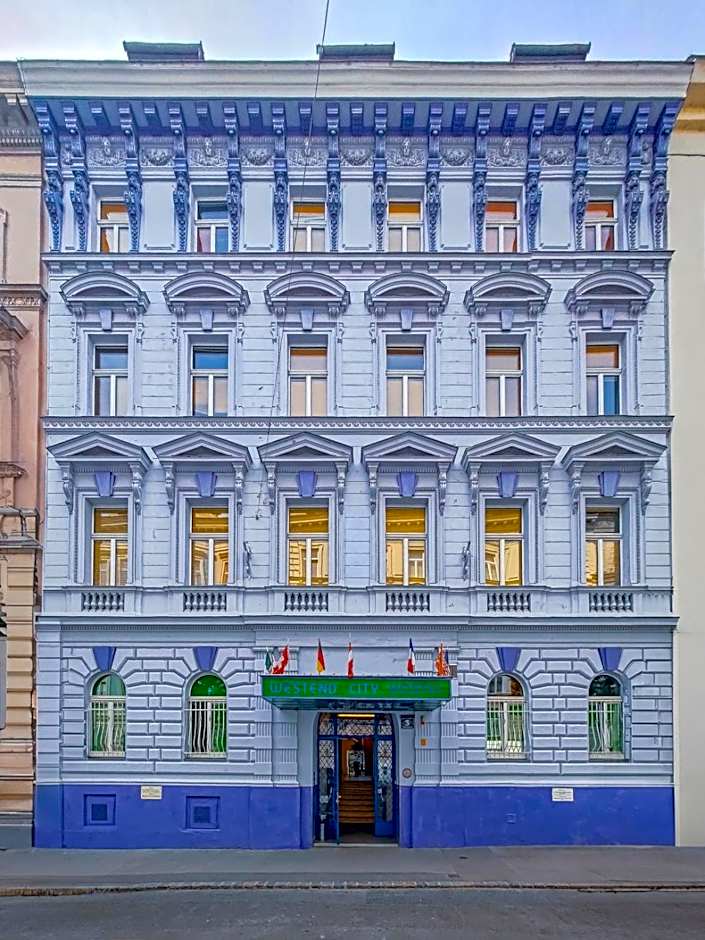 Westend City Hostel