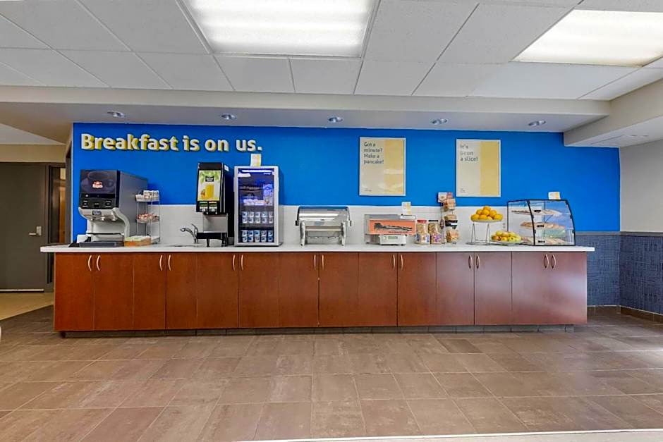 Days Inn by Wyndham Thunder Bay North