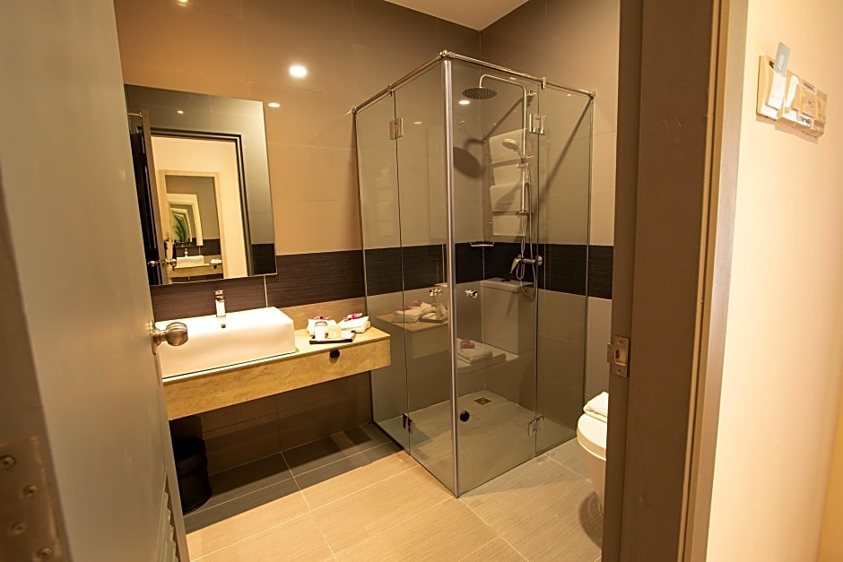 AZ Hotel and Serviced Apartments