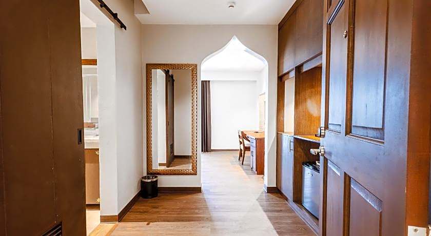 Java Hotel