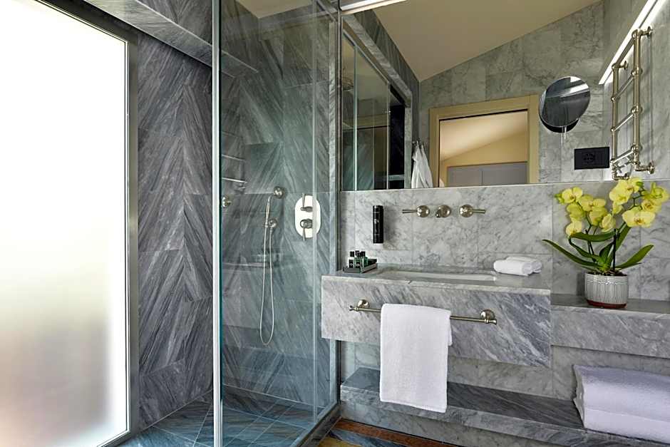 Floren Hotel