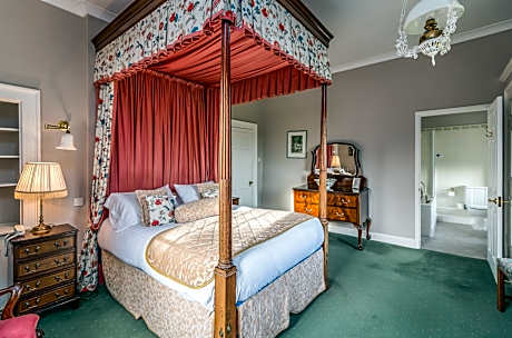 Superior Double or Twin Room with Garden View