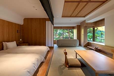 Twin Room with Private Bathroom