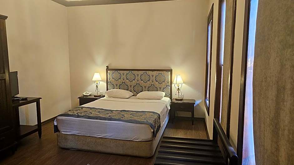 Otantik Hotel & Spa