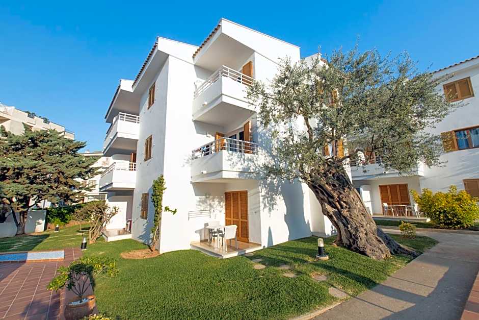 Aparthotel Flora