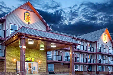 Super 8 by Wyndham Caraquet