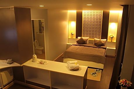 Suite with River View