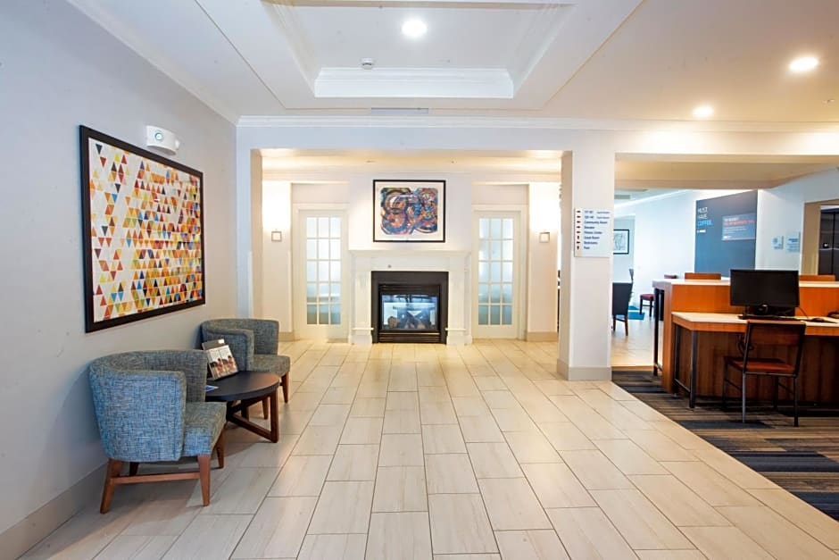 Holiday Inn Express Hotel & Suites Bethlehem Airport/Allentown area By IHG