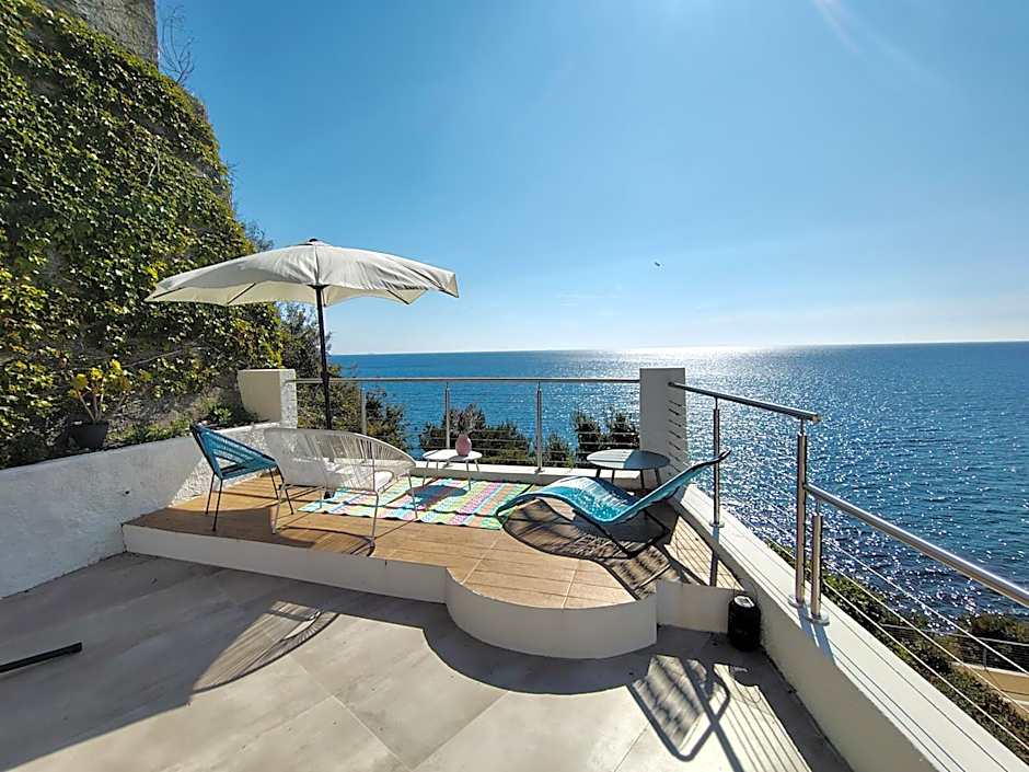 Conca Verde c21- BEACH FRONT little villas POOL, private JACUZZI sea view